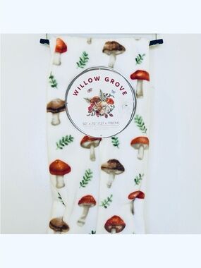 Mushroom Design Throw Blanket